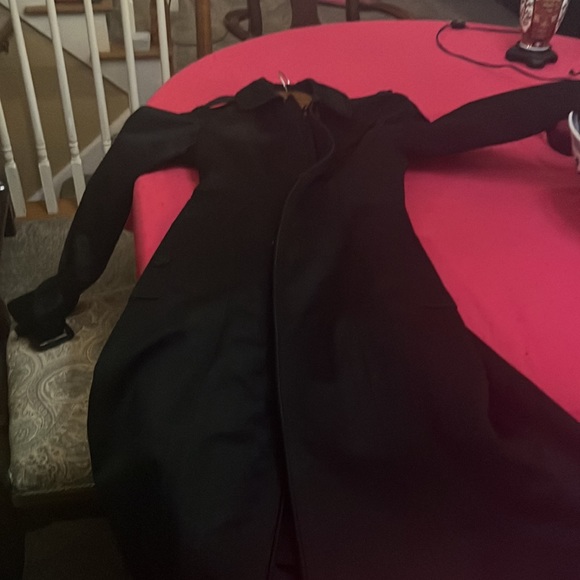 Burberry Prorsum coat. Made in Italy Size 40. US size 4. Black. Ex. condition. - Picture 6 of 9